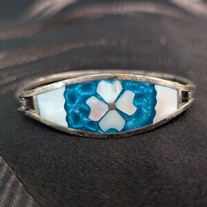 Vintage Mexican "Alpaca Mexico" Hinged Bangle Bracelet